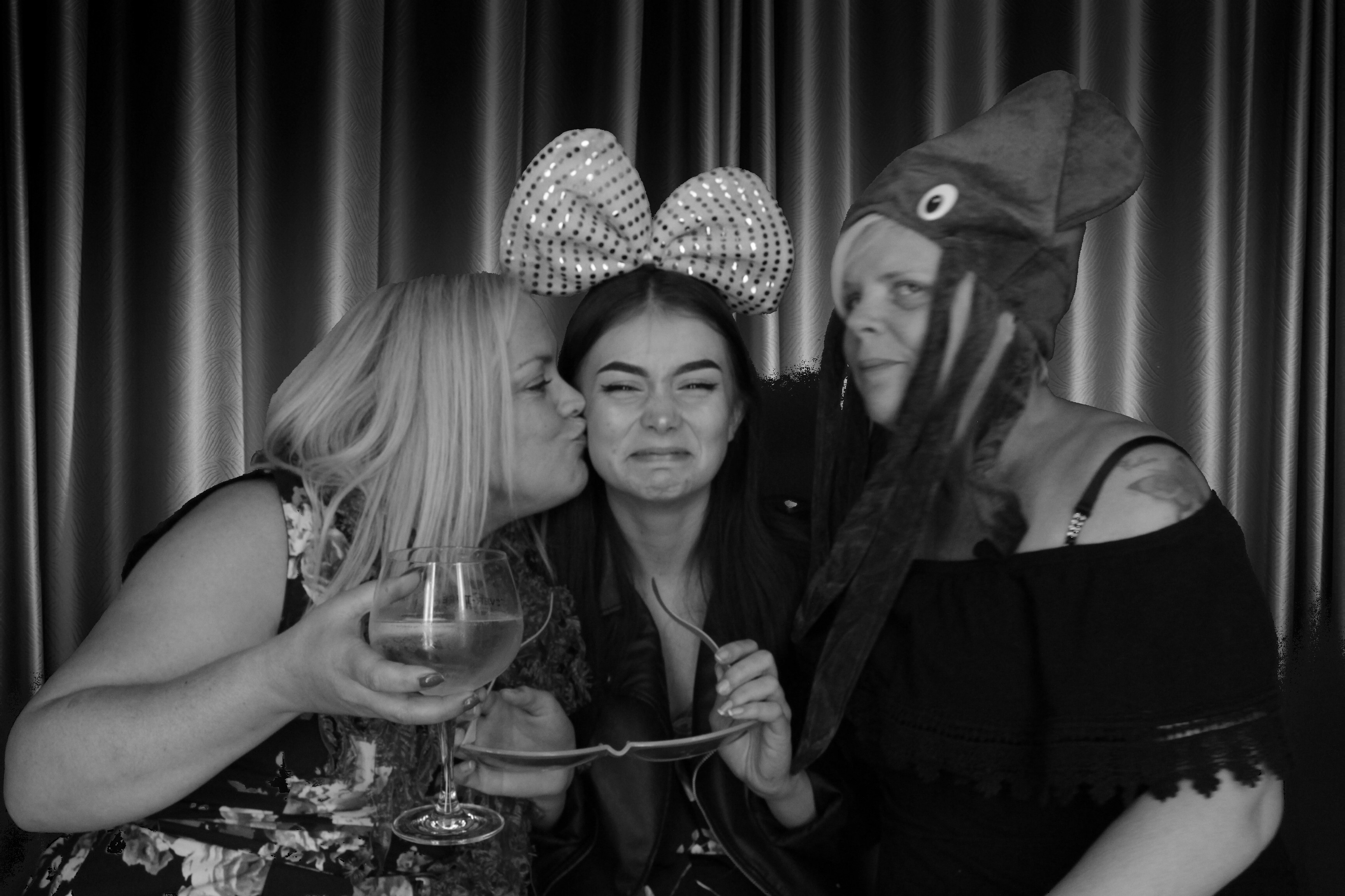 David & Sharon's Reception | View more photos from the event at gallery.myphotoboothexperience.co.uk/u/MyPhotoBoothExperienceLtd/David-Sharons-Reception